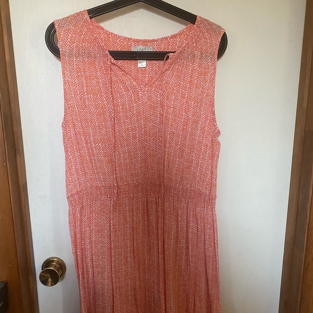 Ann Taylor Loft sleeveless dress